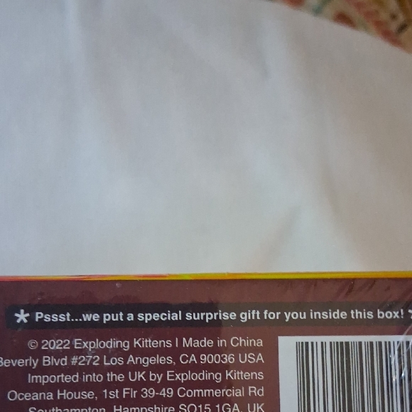 Netflix Exploding Kittens Good vs Evil Card Game - Picture 4 of 6